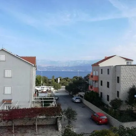 Apartment Roksy - Two-bedroom With Terrace And Sea View St Supetar