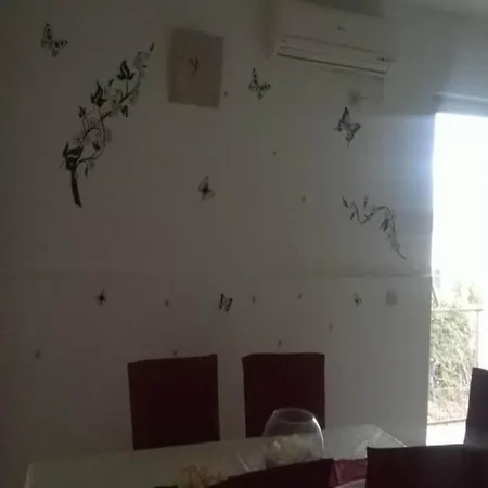 Roksy - Two-bedroom With Terrace And Sea View St