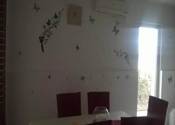 Roksy - Two-bedroom With Terrace And Sea View St